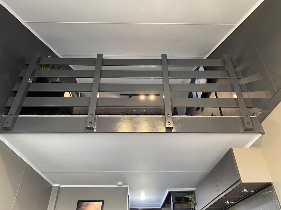 Seascape - Floating Home At Brighton Marina With Free Parking Extérieur photo